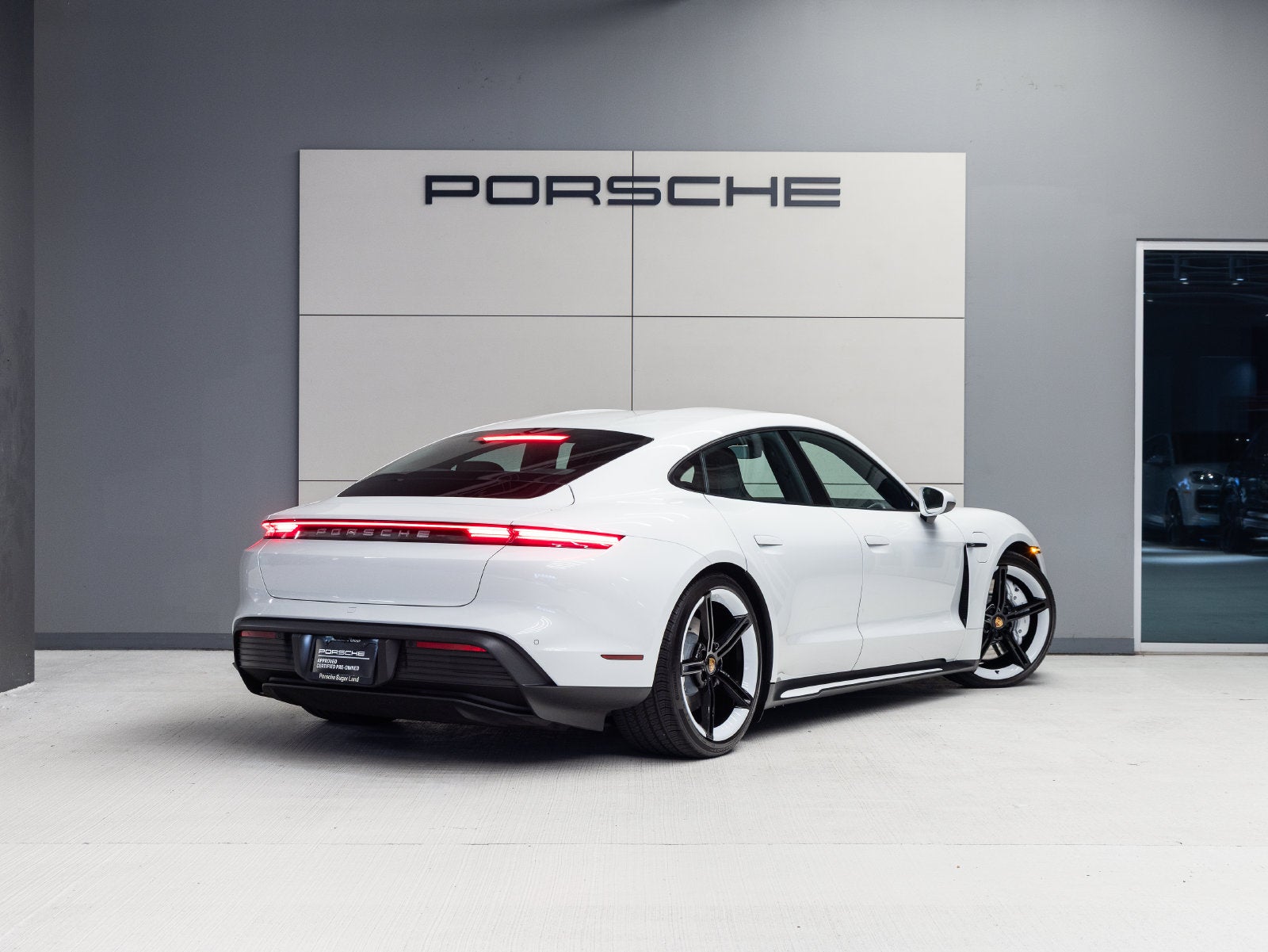 2023 Porsche Taycan Taycan