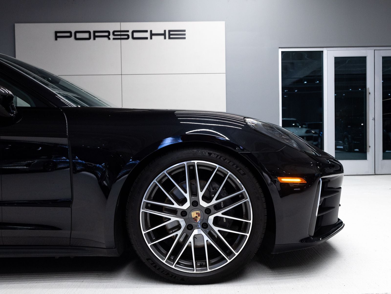 2024 Porsche Panamera 4