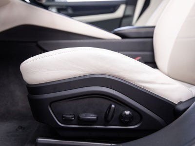 2024 Porsche Panamera 4