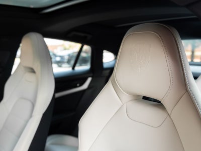 2024 Porsche Panamera 4