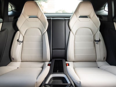 2024 Porsche Panamera 4