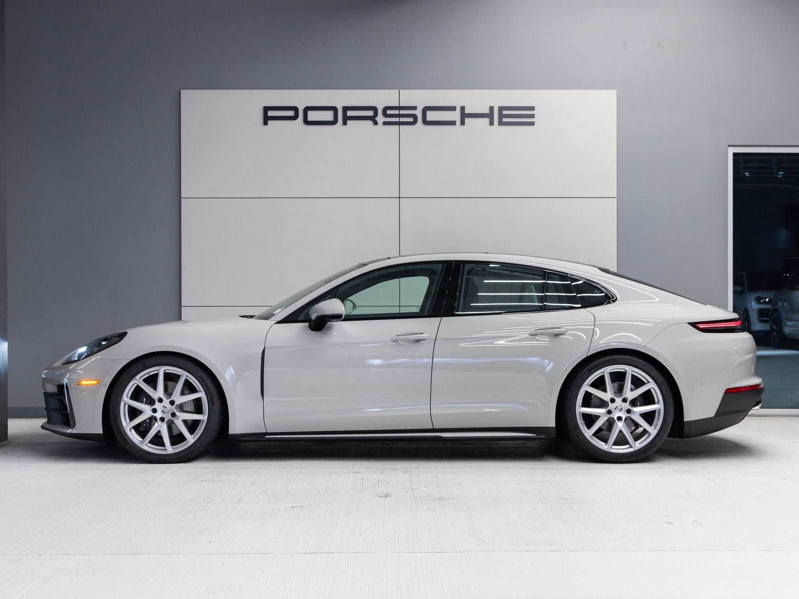 2026 Porsche Panamera Panamera 4