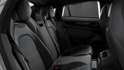 2026 Porsche Panamera 4