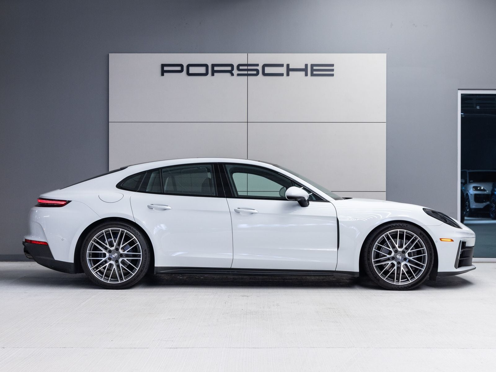 2024 Porsche Panamera Panamera