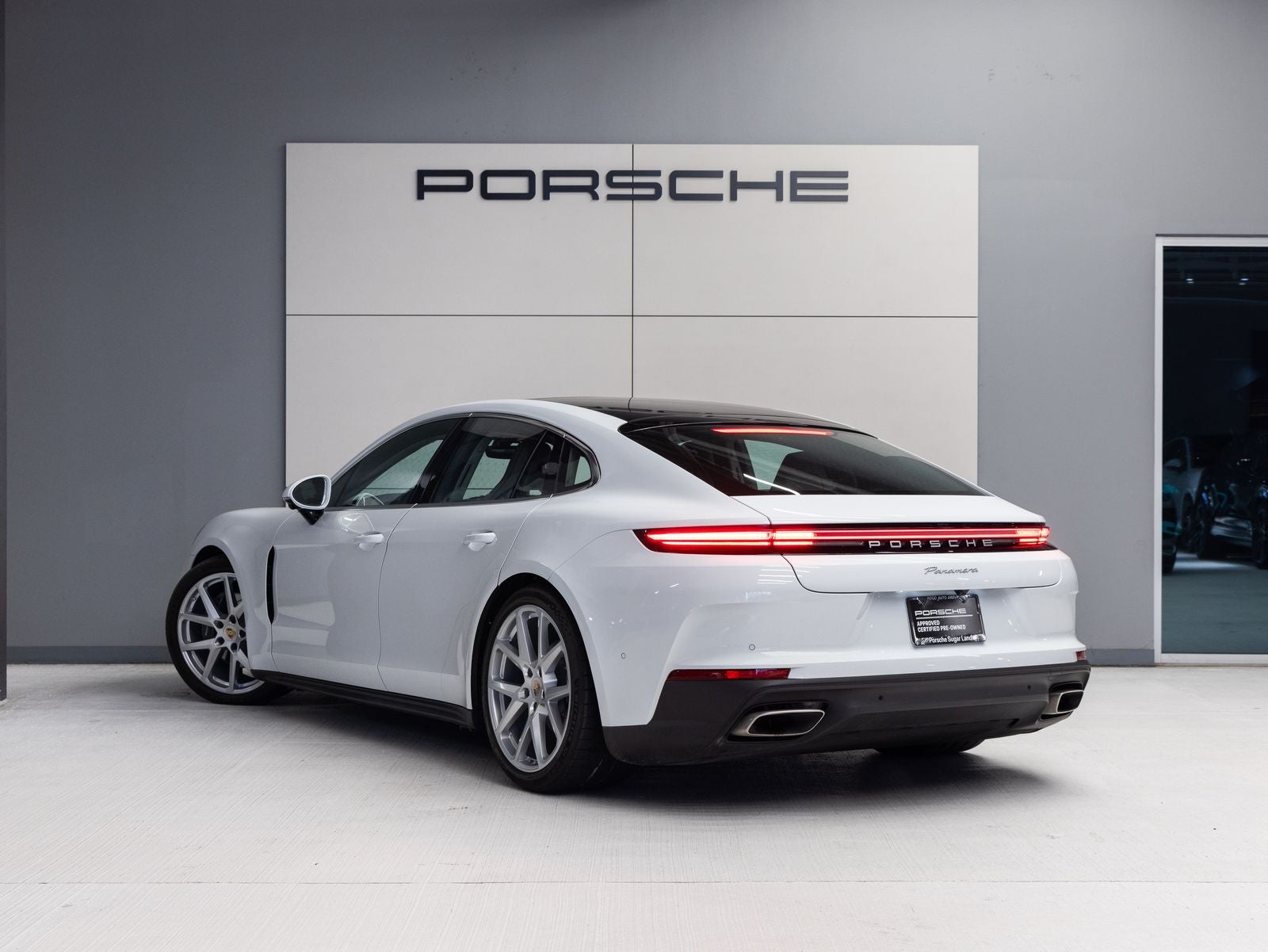 2025 Porsche Panamera Panamera