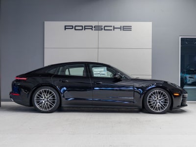 2026 Porsche Panamera Panamera 4