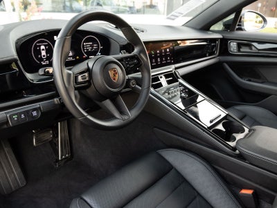 2025 Porsche Panamera Panamera