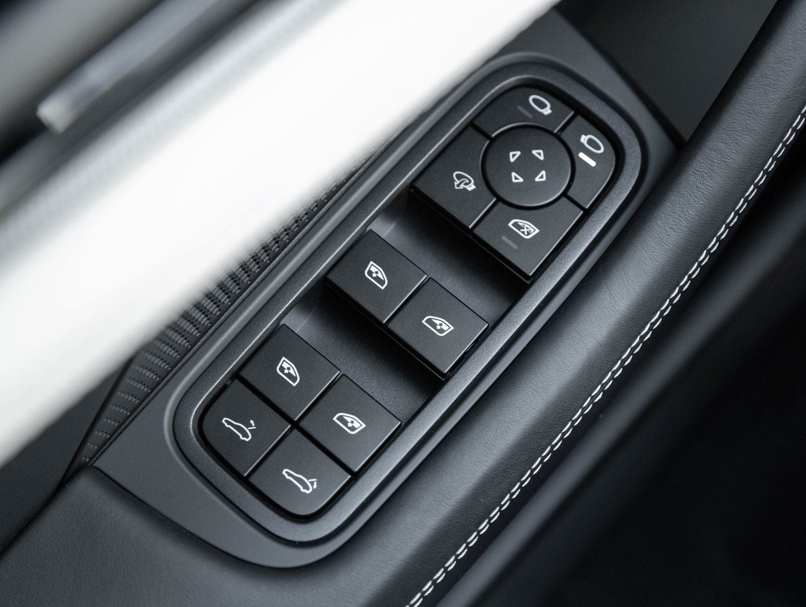 2026 Porsche Panamera Panamera 4