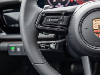 2025 Porsche Panamera Panamera