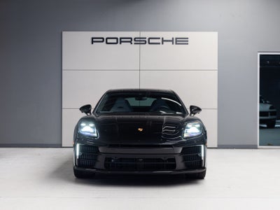 2025 Porsche Panamera RWD