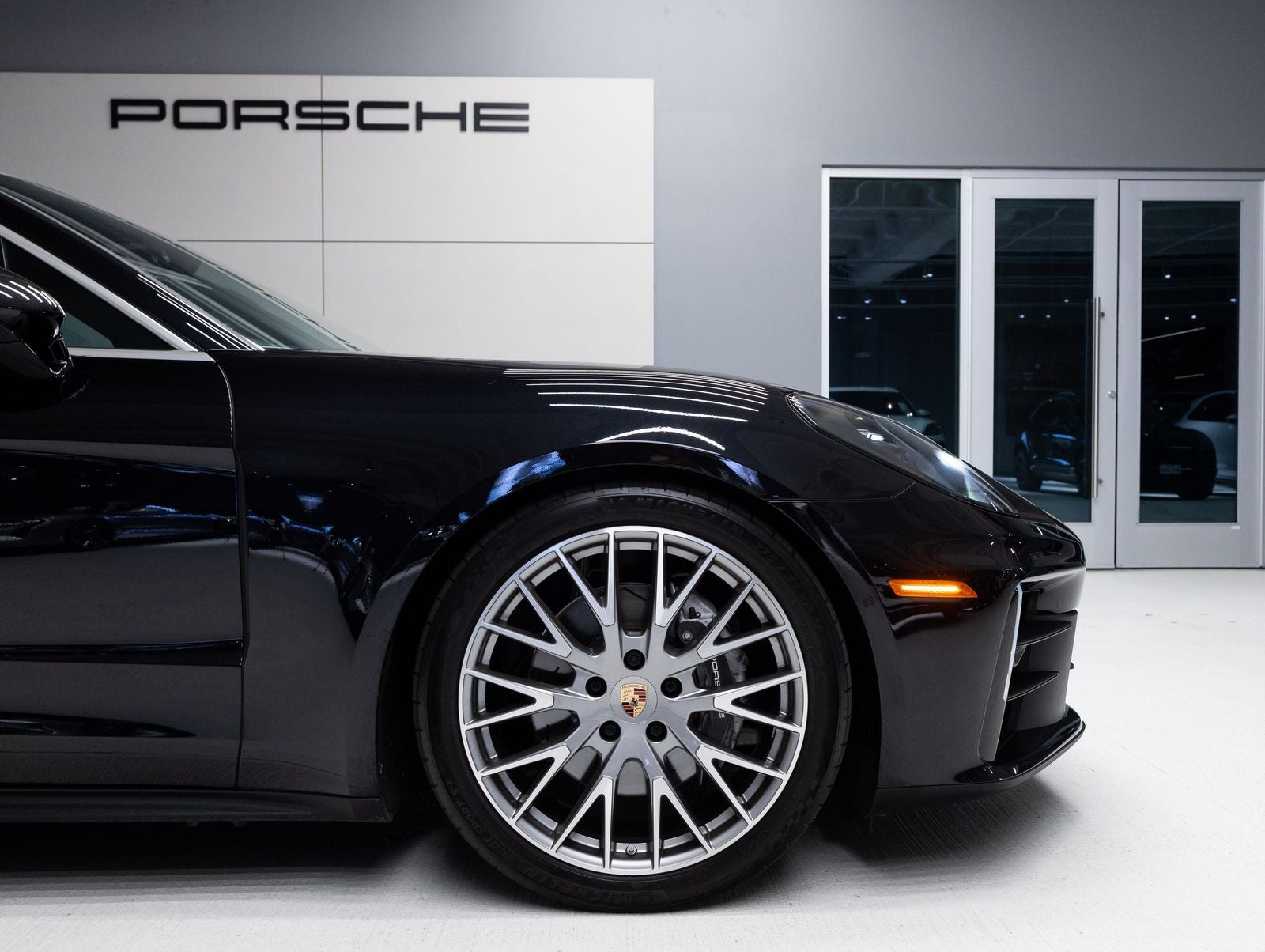2025 Porsche Panamera RWD