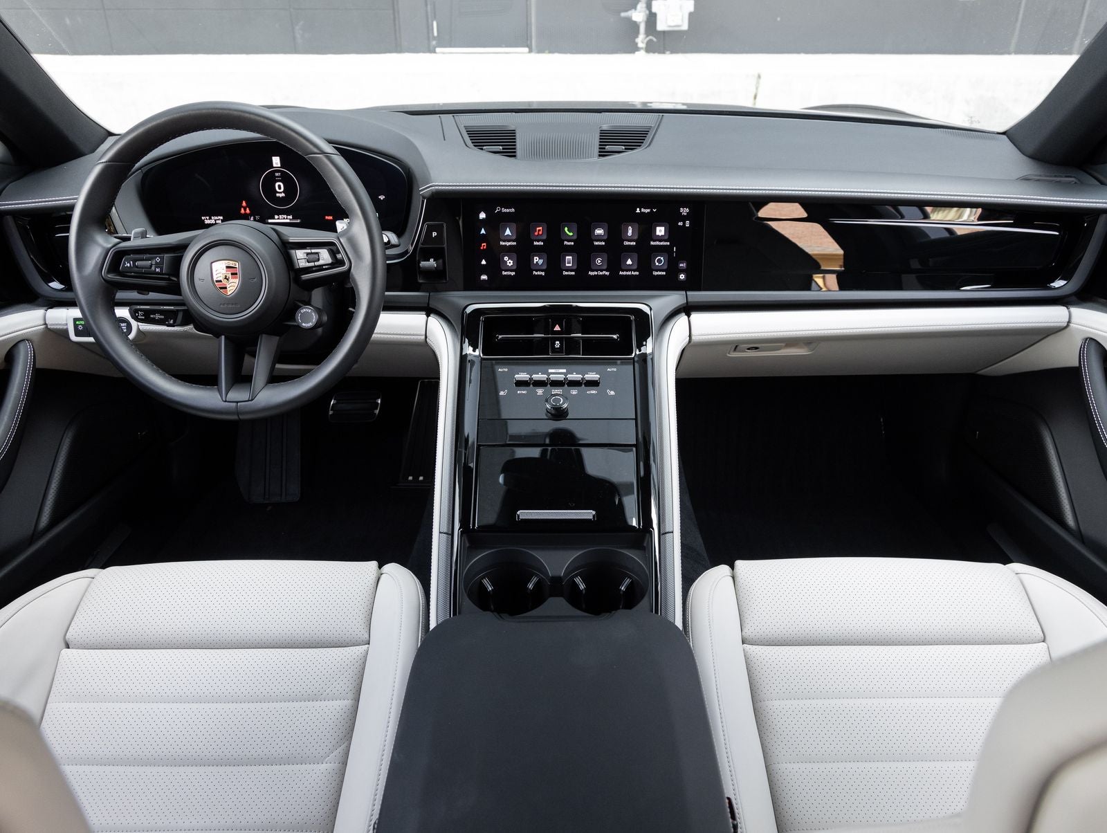 2025 Porsche Panamera RWD