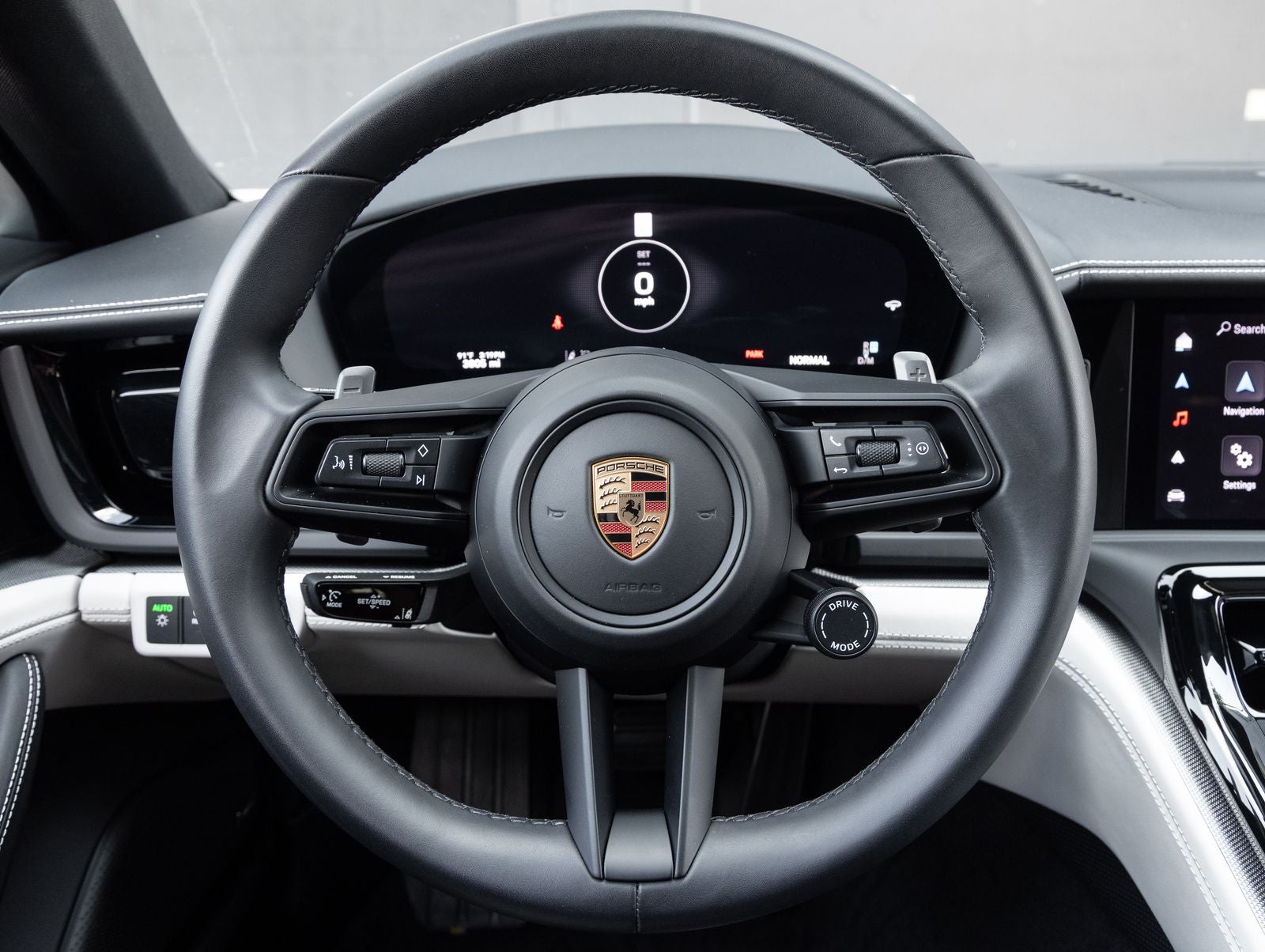 2025 Porsche Panamera RWD