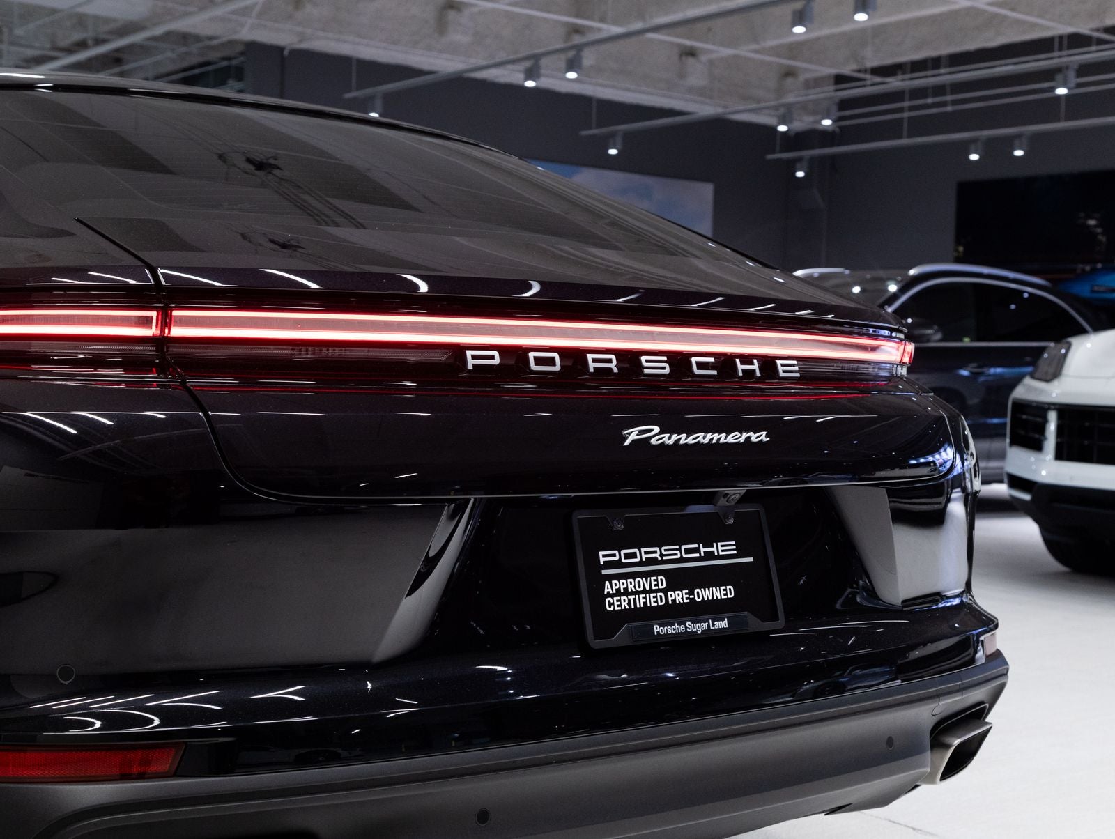 2025 Porsche Panamera RWD