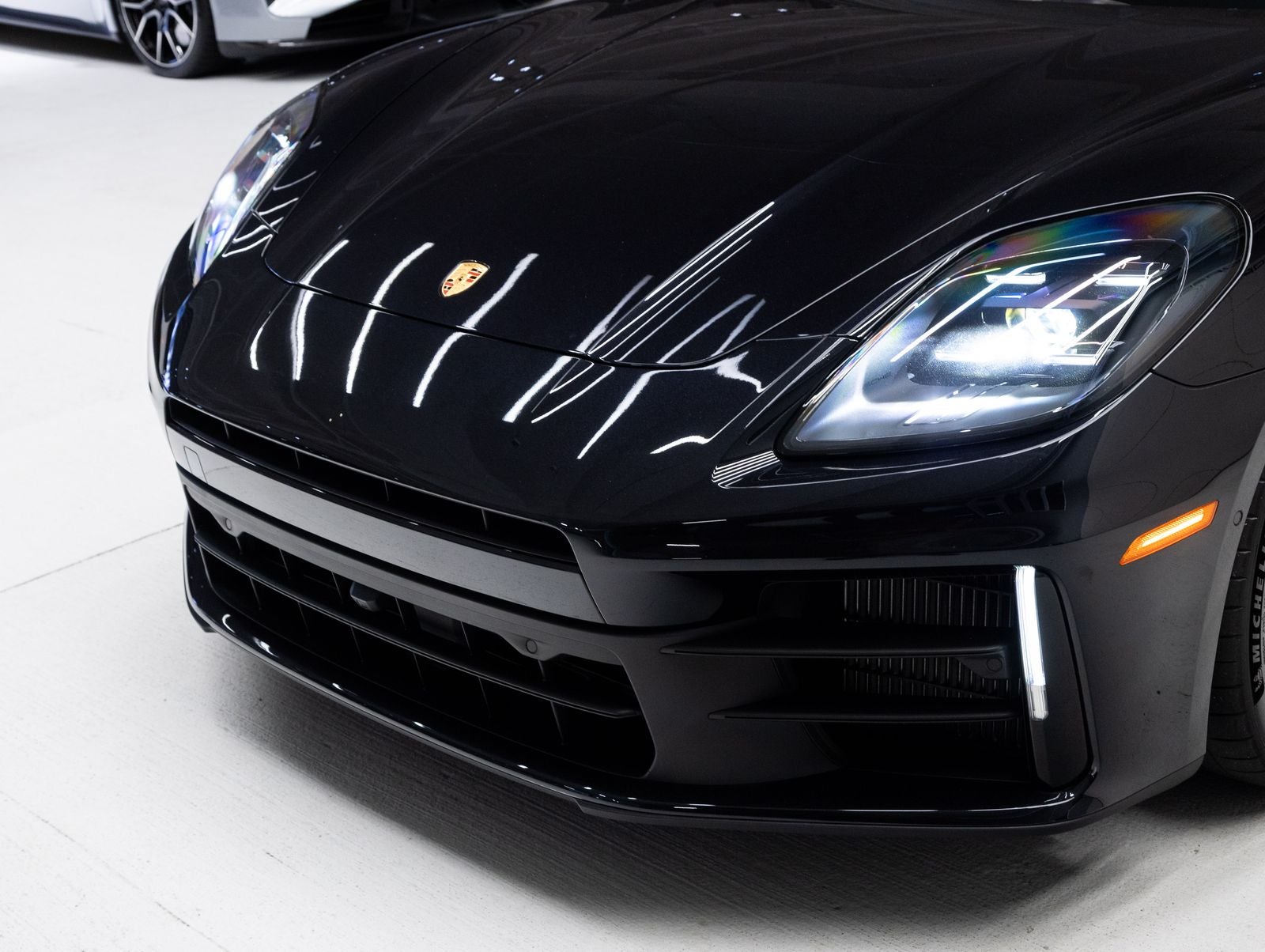 2025 Porsche Panamera RWD