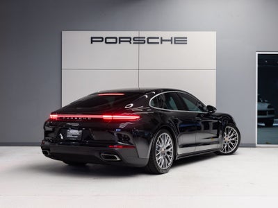 2025 Porsche Panamera RWD