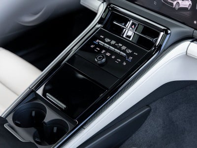 2025 Porsche Panamera 4