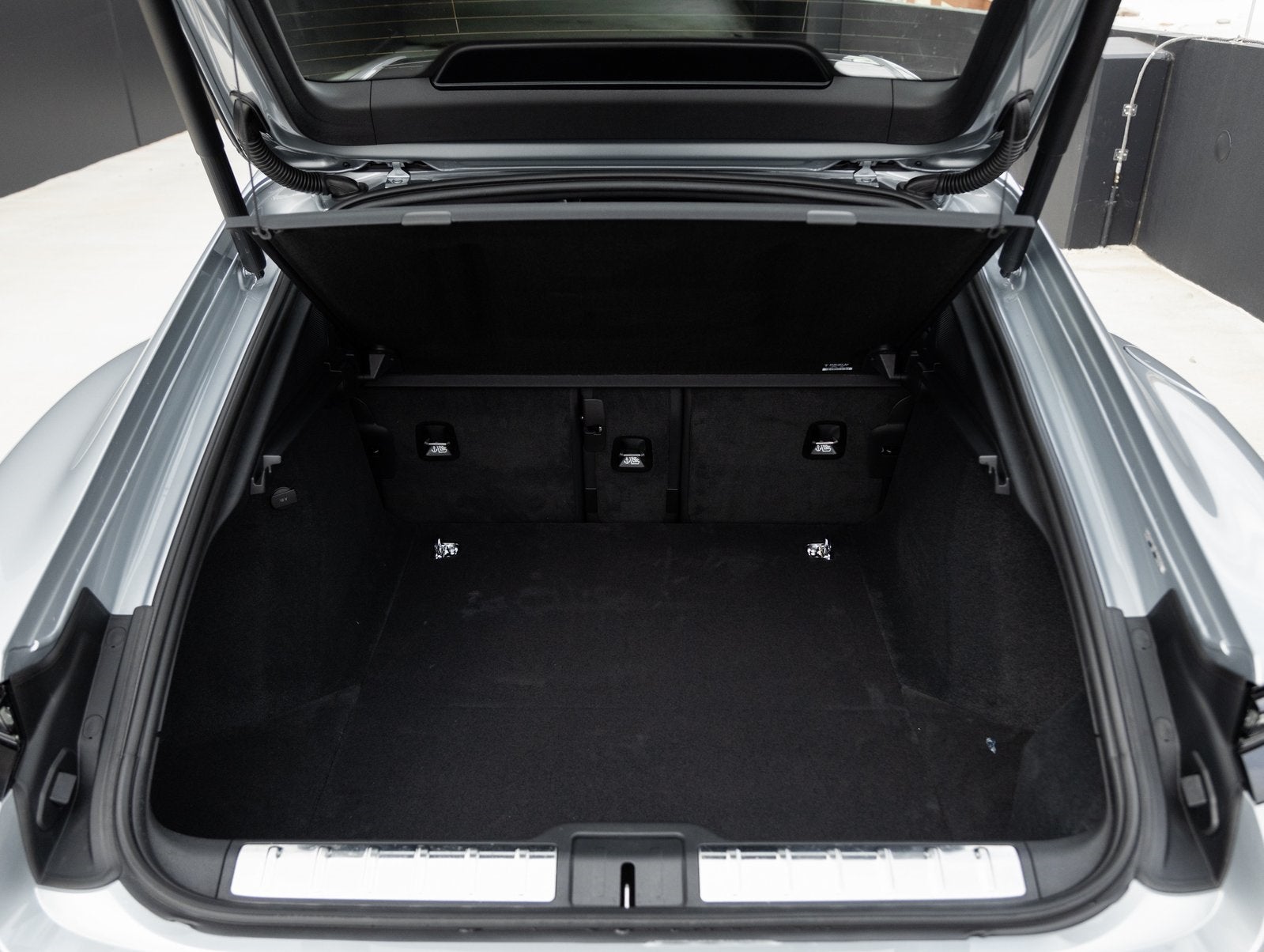 2025 Porsche Panamera Panamera 4