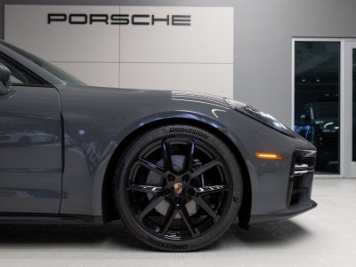 2026 Porsche Panamera Panamera