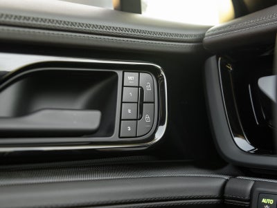 2026 Porsche Panamera Panamera 4