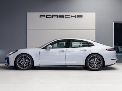 2026 Porsche Panamera Panamera 4