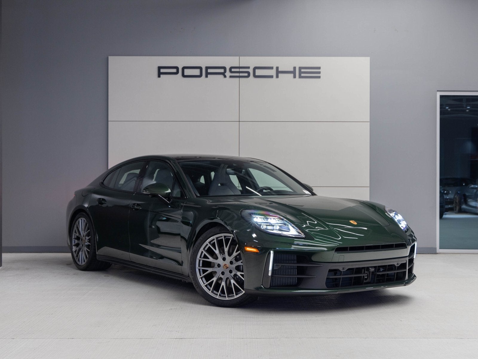2026 Porsche Panamera Panamera