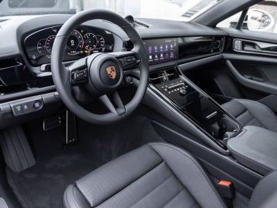 2026 Porsche Panamera Panamera