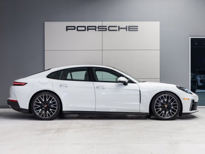 2026 Porsche Panamera Panamera