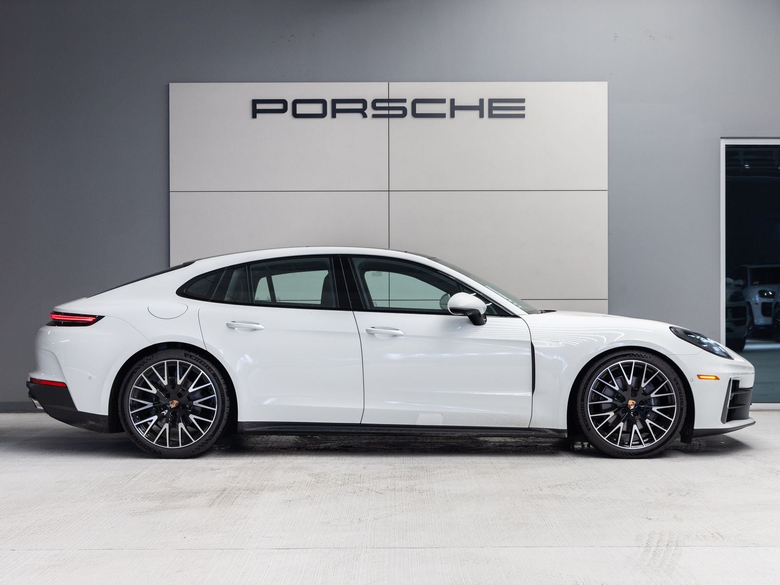 2026 Porsche Panamera Panamera