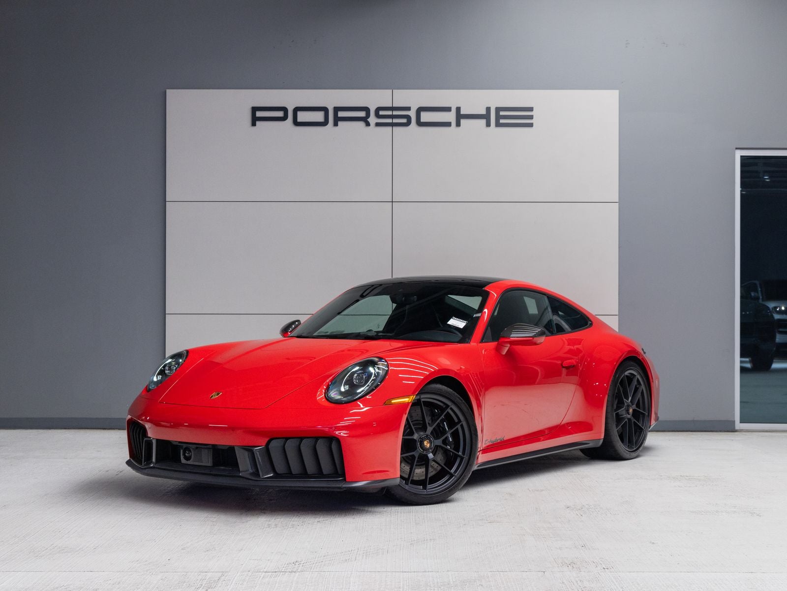 2025 Porsche 911 GTS