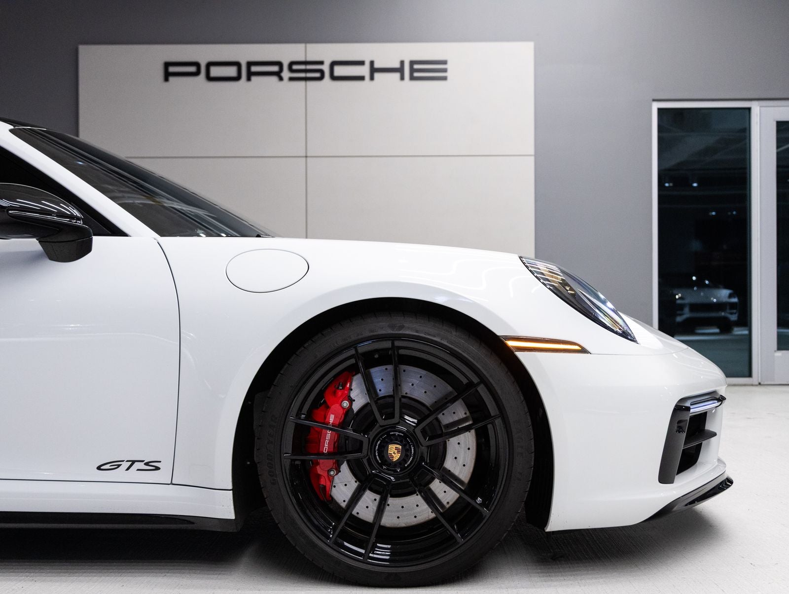 2024 Porsche 911 Carrera GTS