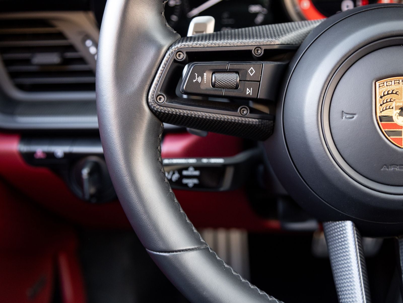 2024 Porsche 911 Carrera GTS