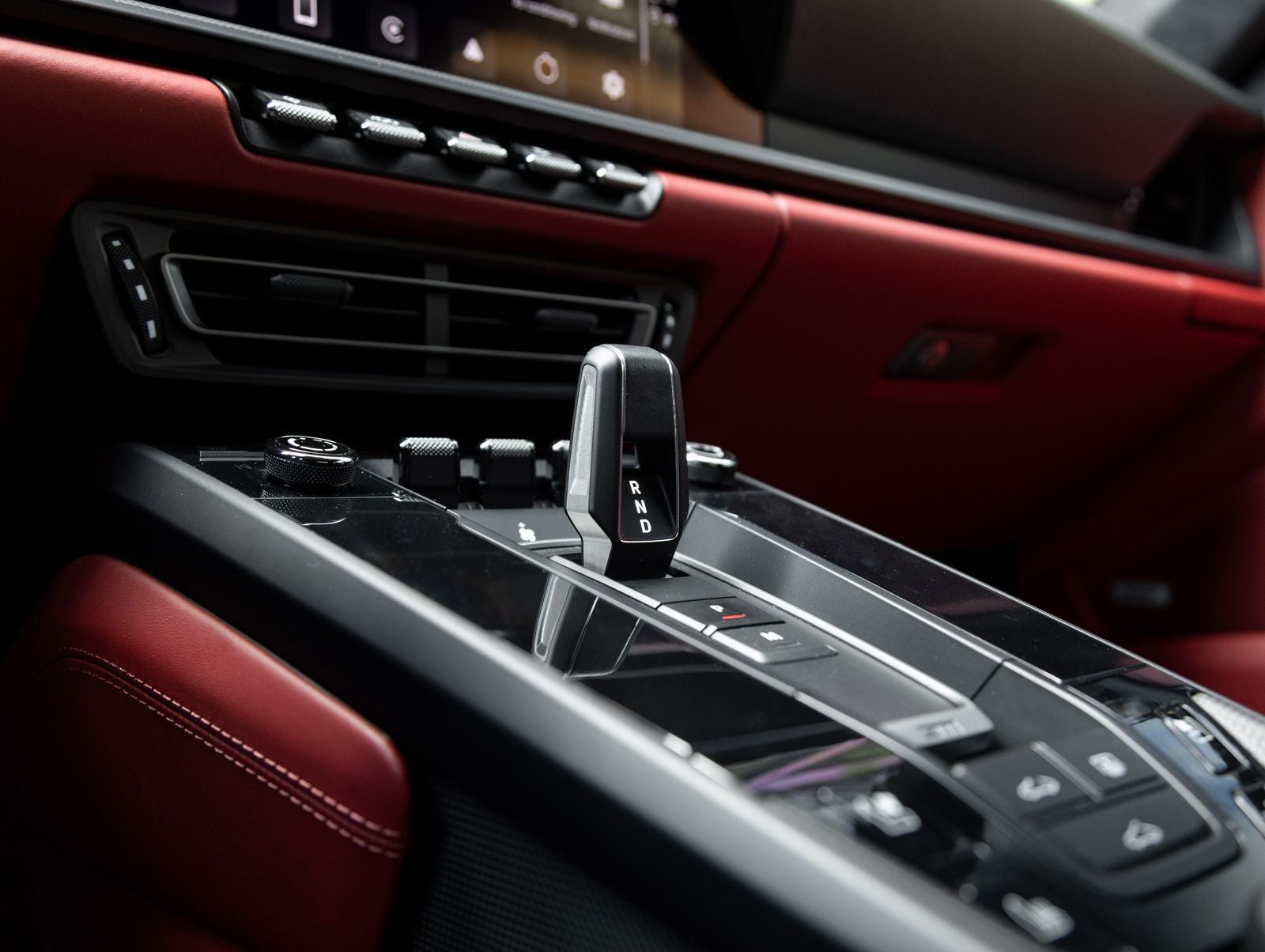 2024 Porsche 911 Carrera GTS