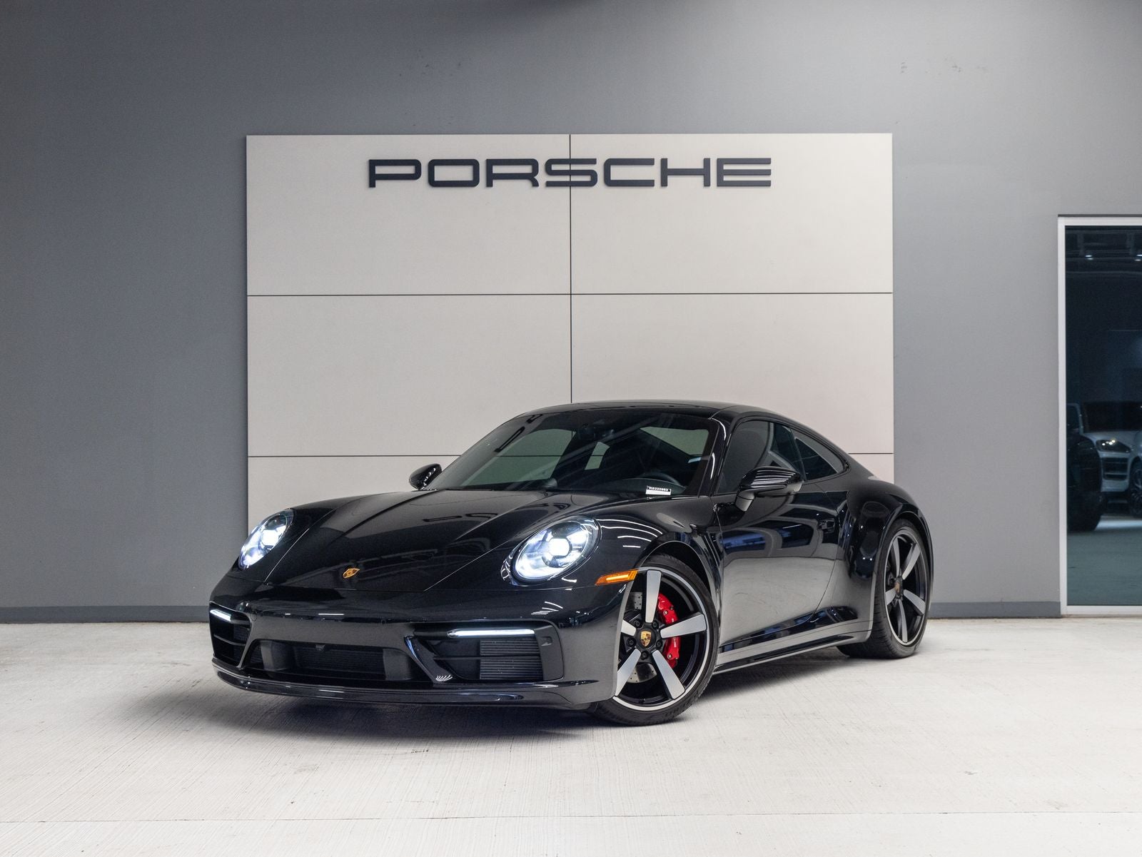 2024 Porsche 911 Carrera S Coupe's photo