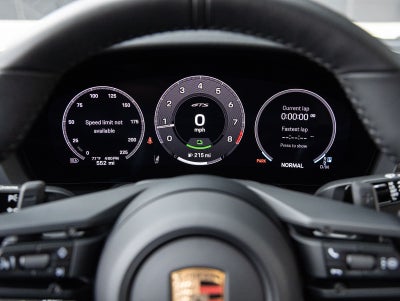 2025 Porsche 911 Carrera 4 GTS