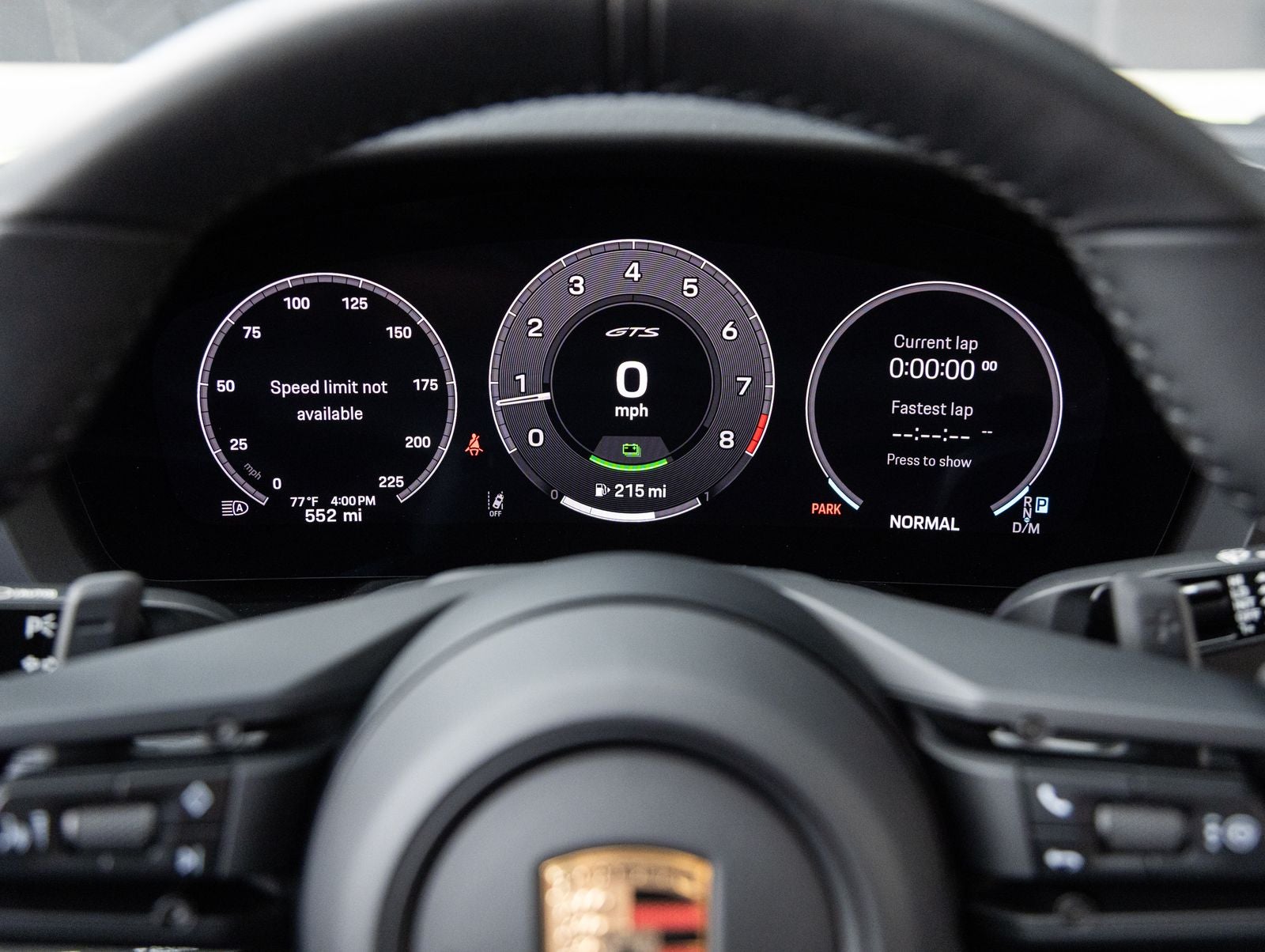 2025 Porsche 911 Carrera 4 GTS