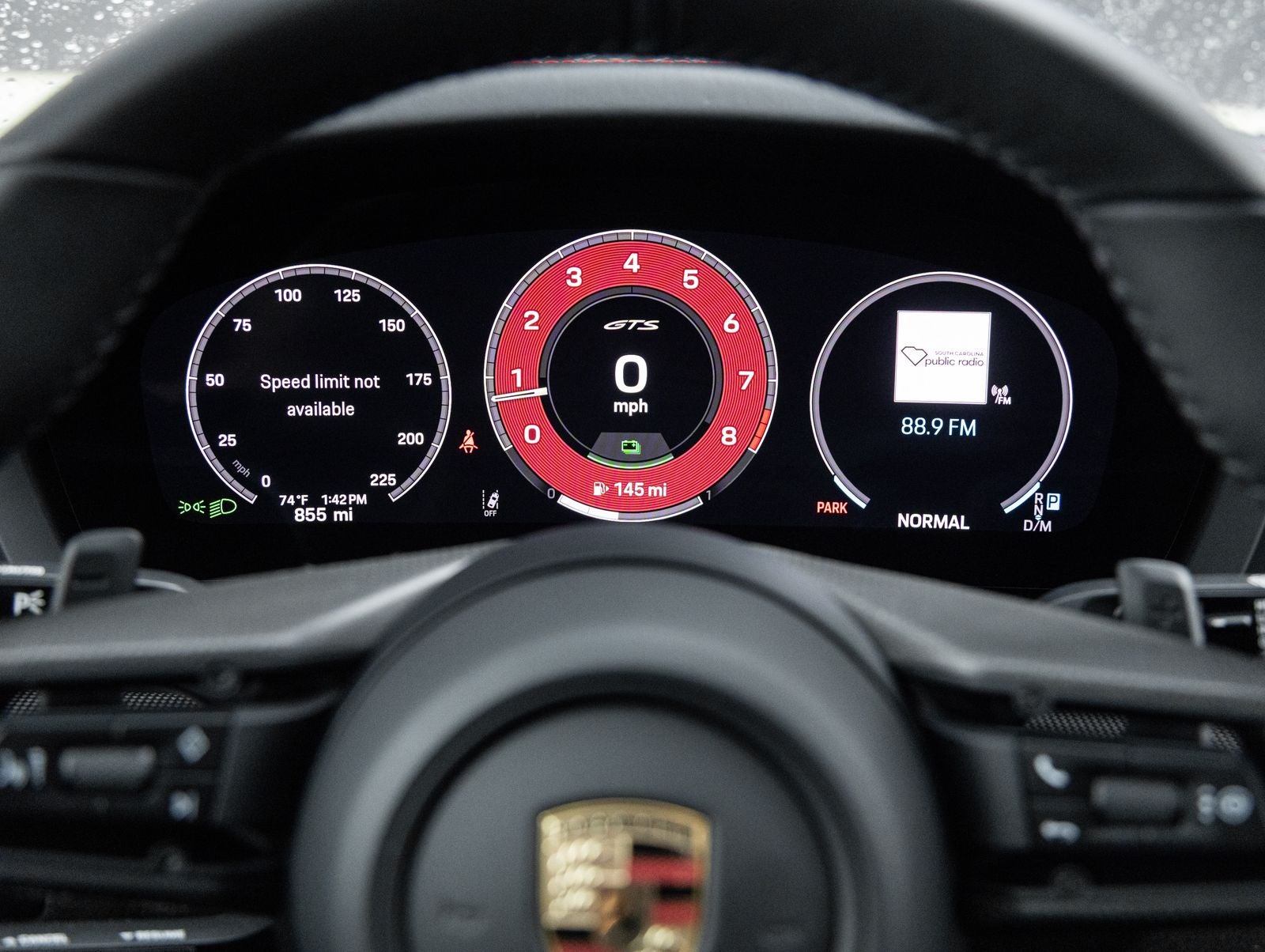 2025 Porsche 911 Carrera 4 GTS