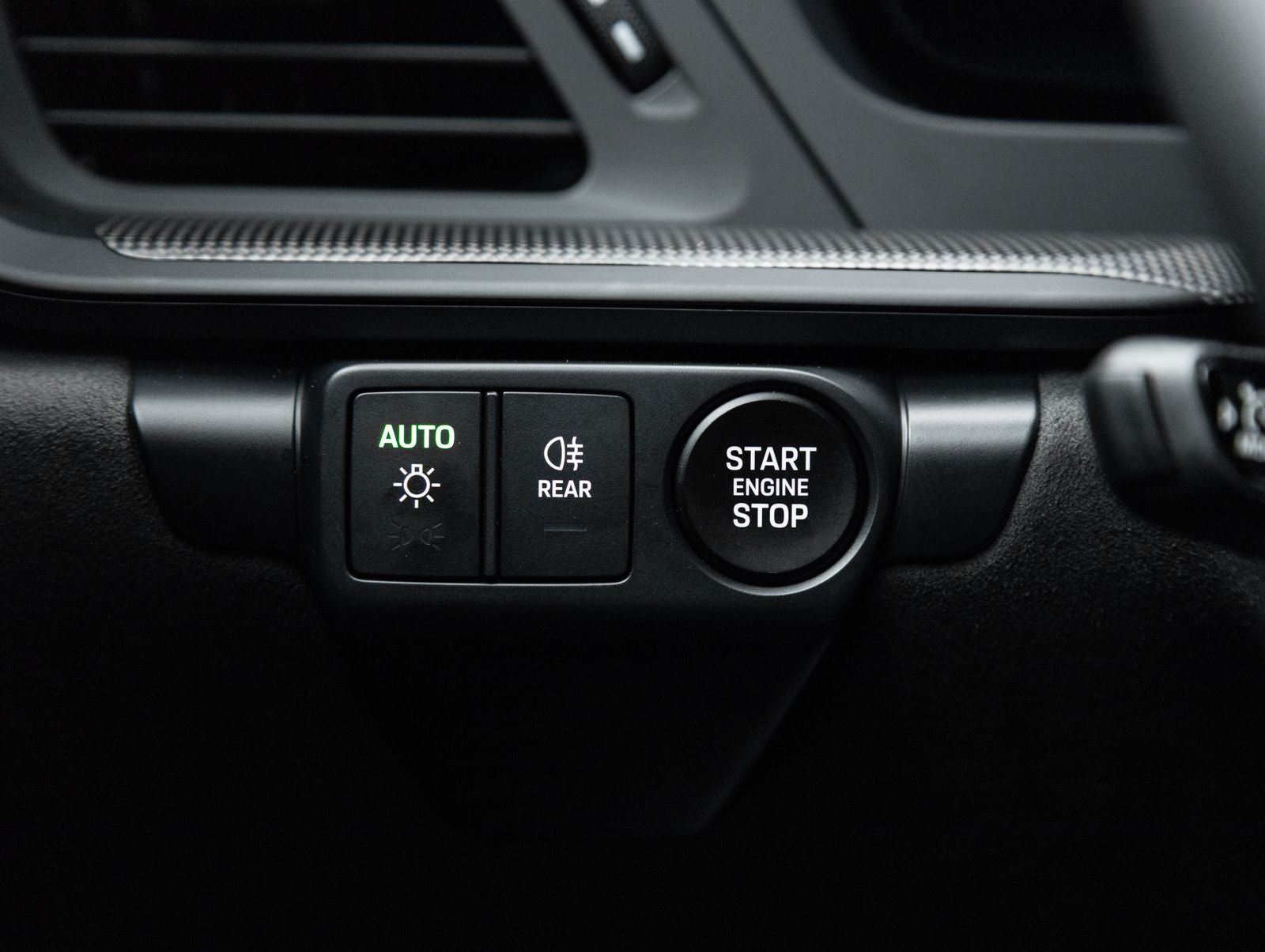 2025 Porsche 911 Carrera 4 GTS