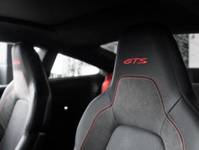 2025 Porsche 911 Carrera 4 GTS