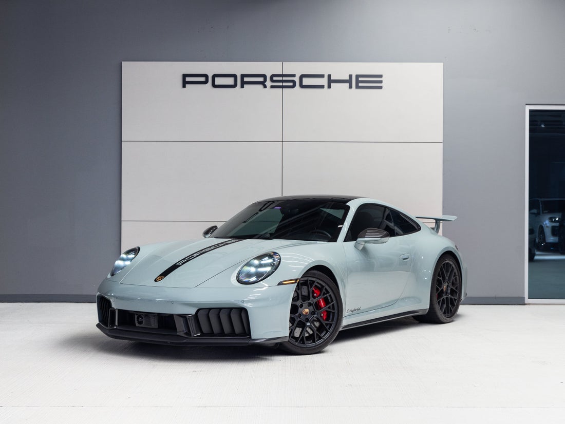2025 Porsche 911 Carrera GTS