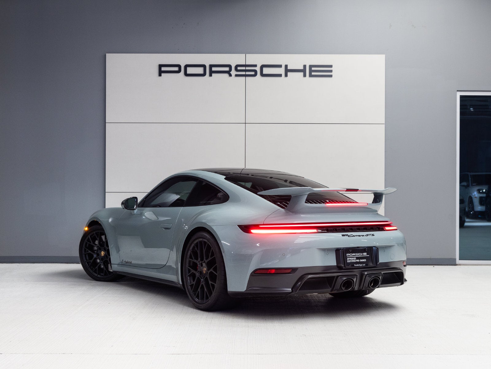2025 Porsche 911 911 Carrera GTS