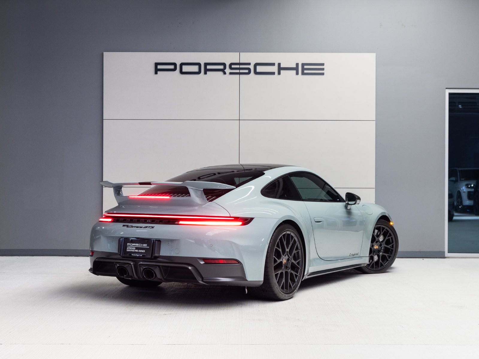 2025 Porsche 911 911 Carrera GTS