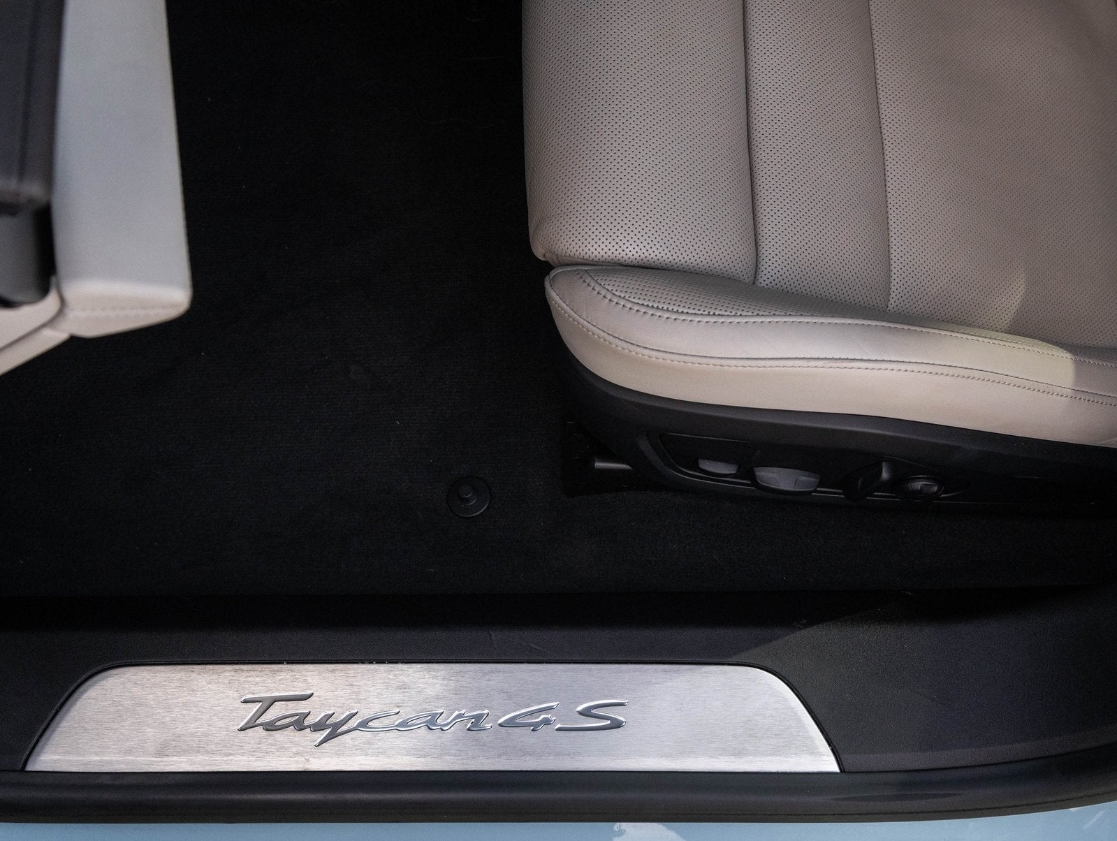 2022 Porsche Taycan 4S