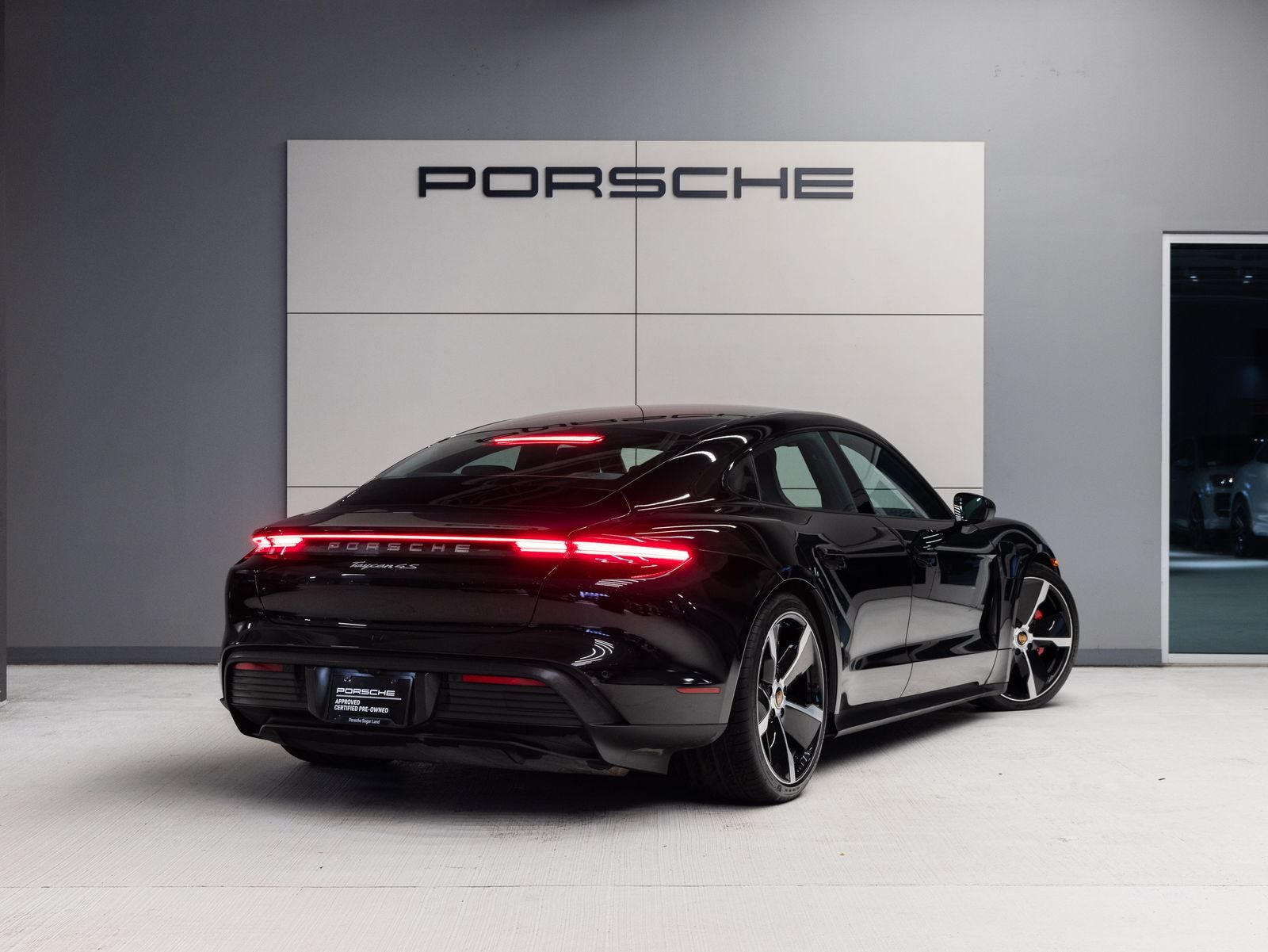 2023 Porsche Taycan Taycan 4S (MY23)