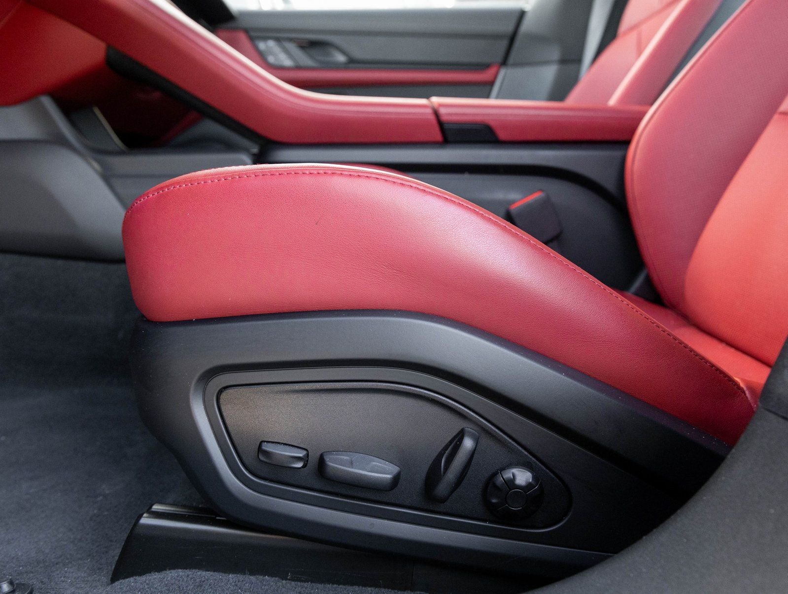 2024 Porsche Taycan Taycan 4S (MY24)