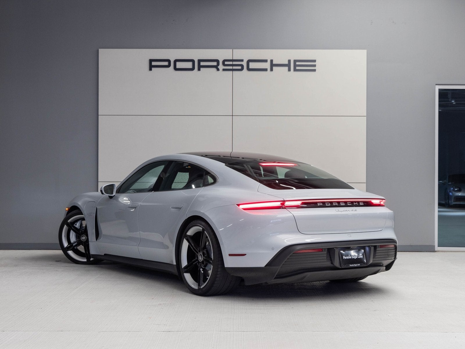 2024 Porsche Taycan Taycan 4S (MY24)