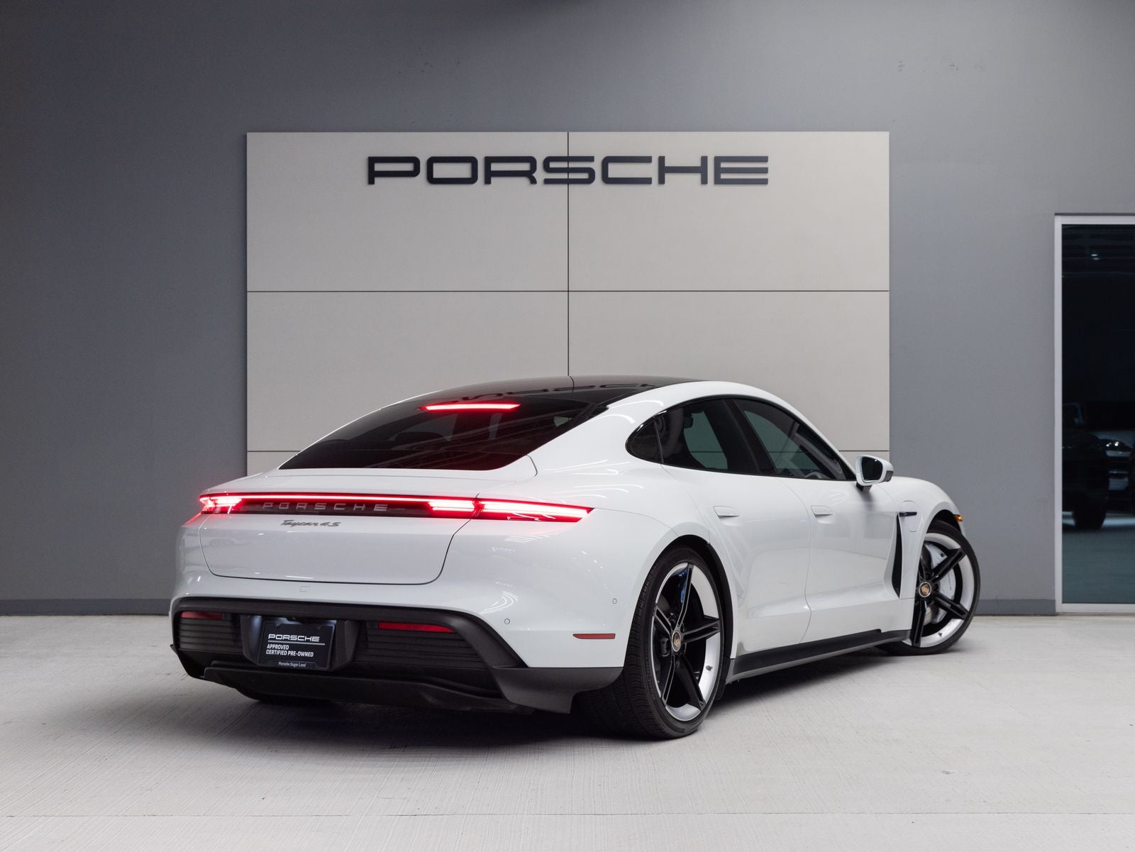2020 Porsche Taycan 4S