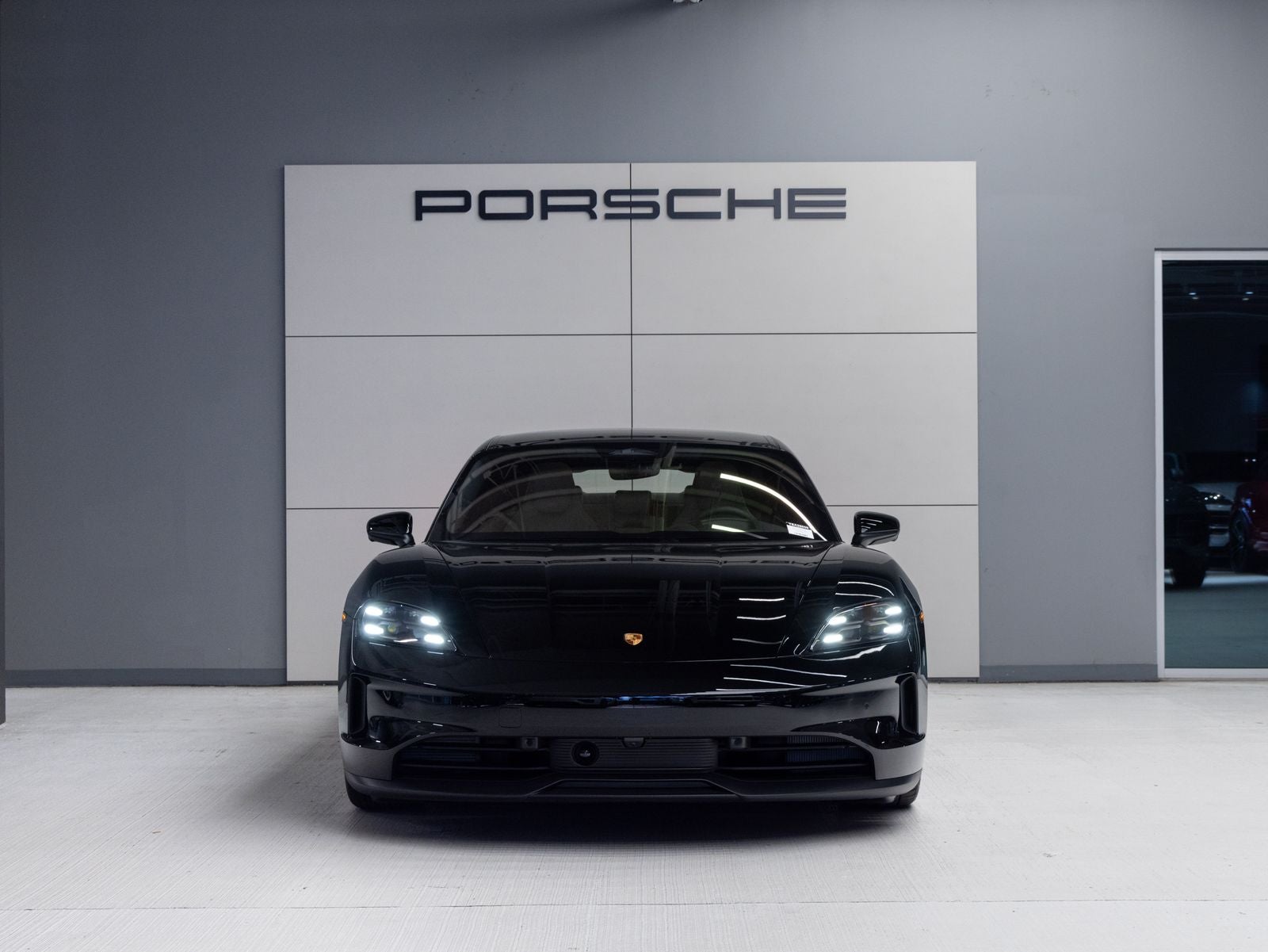 2026 Porsche Taycan 4S