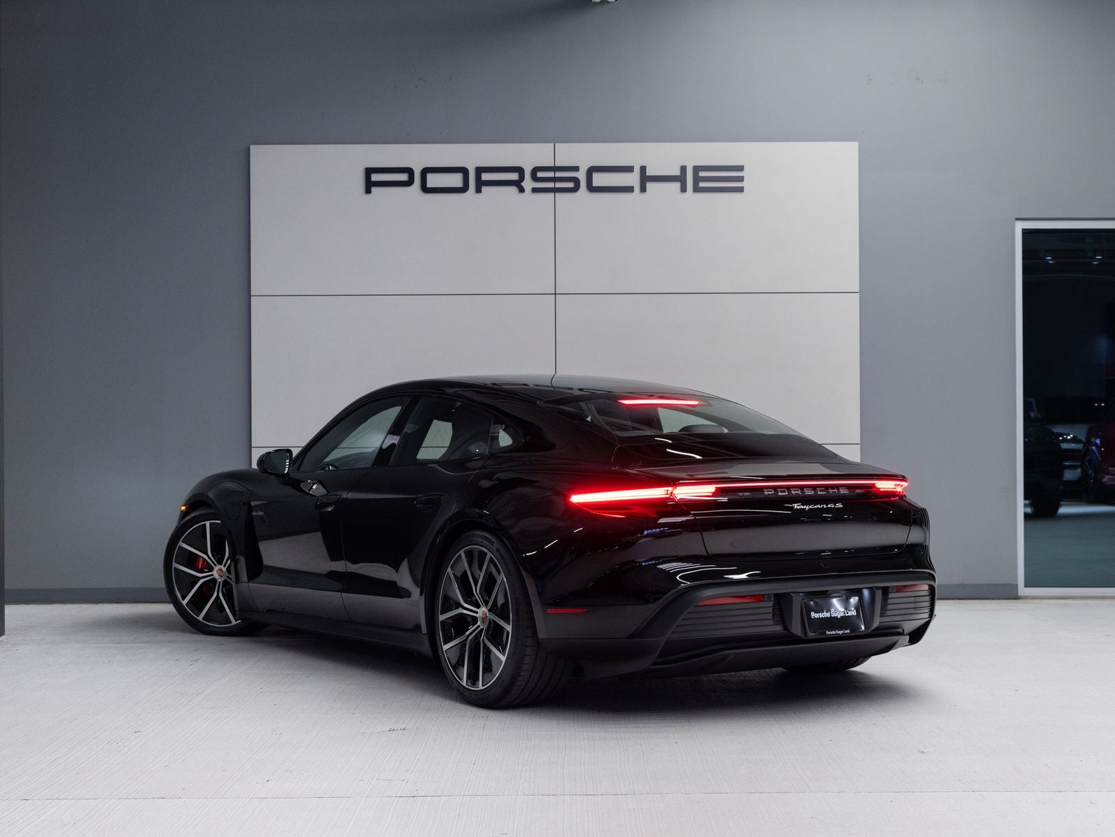 2026 Porsche Taycan 4S
