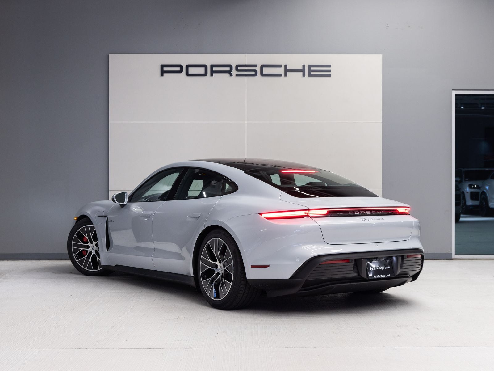 2026 Porsche Taycan 4S